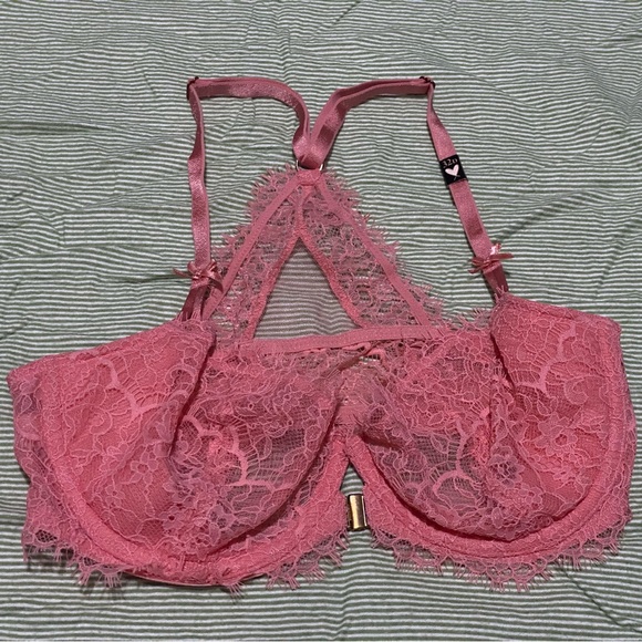 NWT Victoria’s Secret 32D push-up without padding - Picture 1 of 2